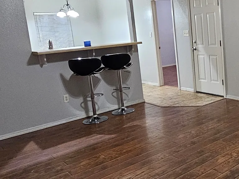 19 Green Apple Dr — Photo 6