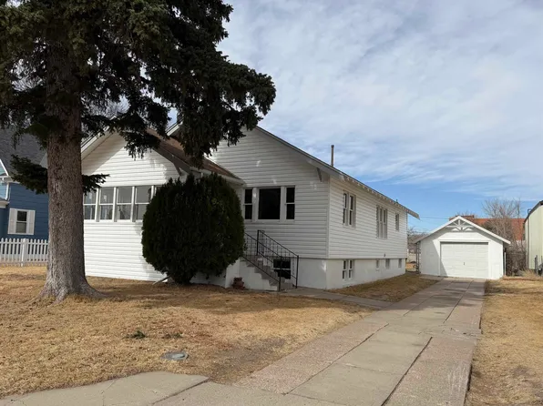 1316 Jackson St, Sidney, NE 69162