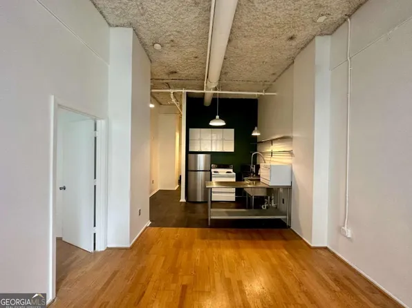20 Marietta St NW APT 3A, Atlanta, GA 30303