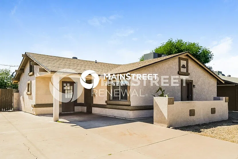 6207 W Claremont St — Photo 3