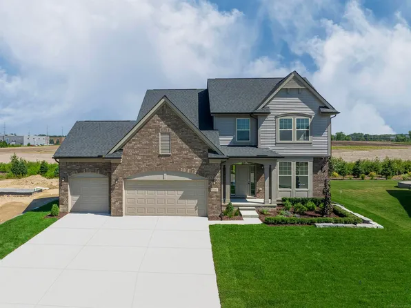49004 Wingfield Dr, Macomb, MI 48044