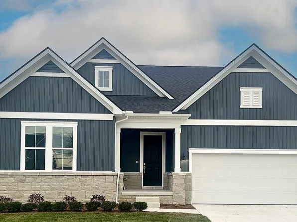 20352 Banbury Ct, Macomb, MI 48044
