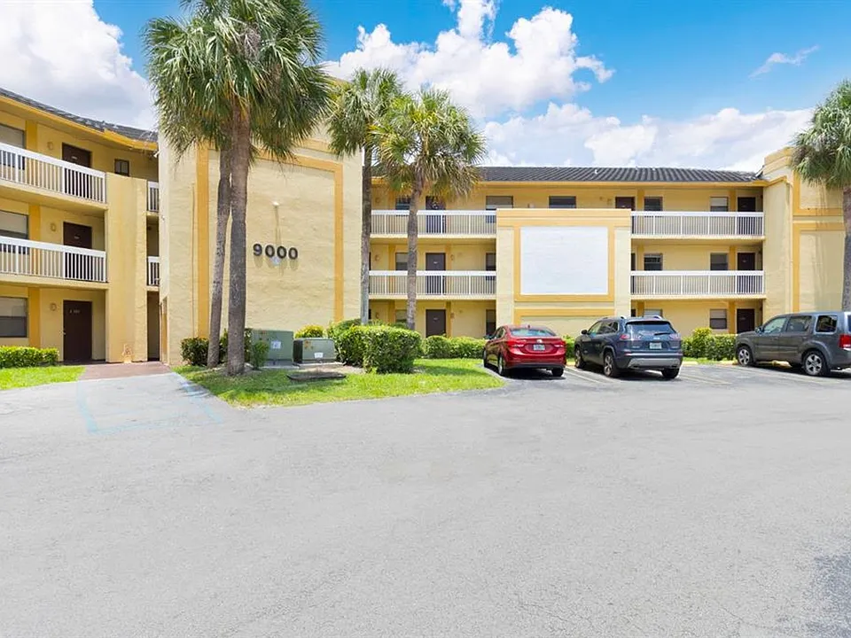 Island Club - 9000 NW 28th Dr Coral Springs, FL 33065