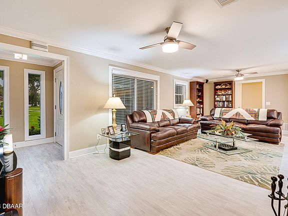 4th image of 821 Whiporwill Dr