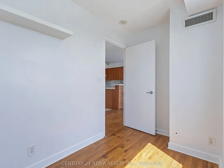 38 Lee Centre Dr #2910 — Photo 29