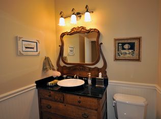 2390 Devon Ave, Eugene, OR 97408