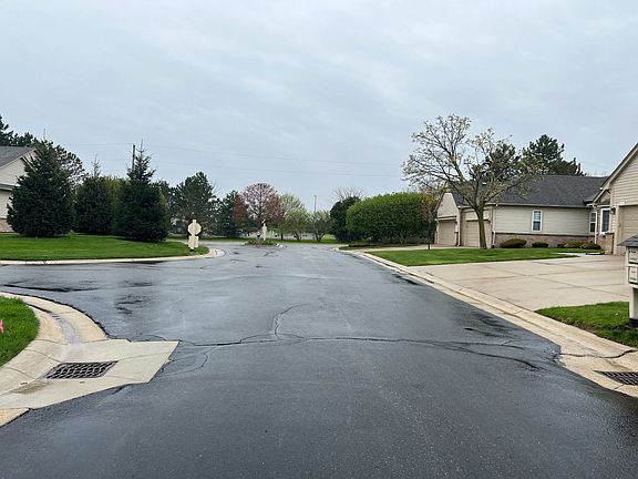 5th image of 34122 Birchway Cir