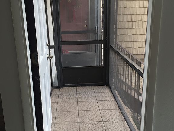 5th image of 200 Saint Andrews Blvd APT 1403
