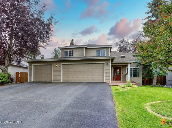 2730 Greenscreek Cir, Anchorage, AK
