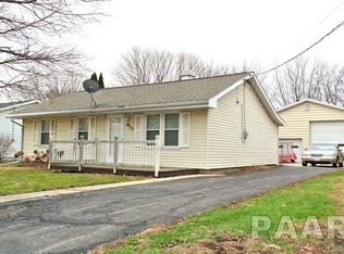 633 N Town Ave, Princeville, IL 61559