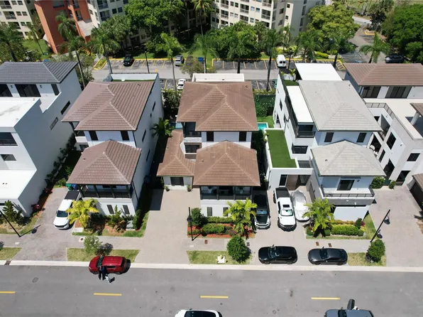 8079 NW 48th Terrace, Doral, FL 33166