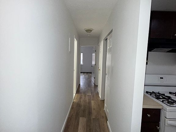 3rd image of 7107 Sutton Pl #1