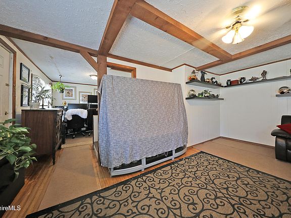 4th image of 74 Holmes Rd