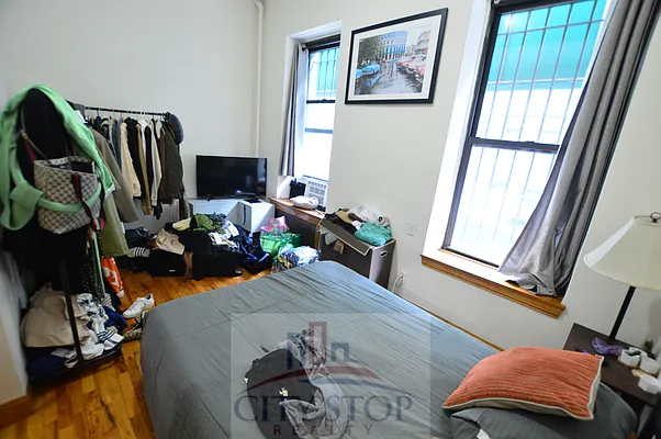 Rented by City Stop Realty | media 7