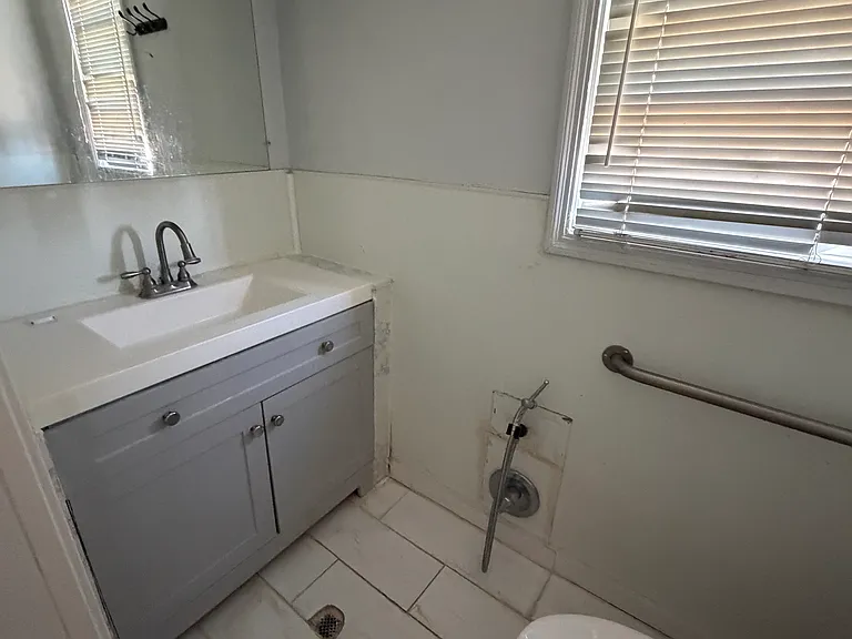 325 Mission St — Photo 22