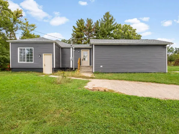 3202 N 300 E, Rolling Prairie, IN 46371