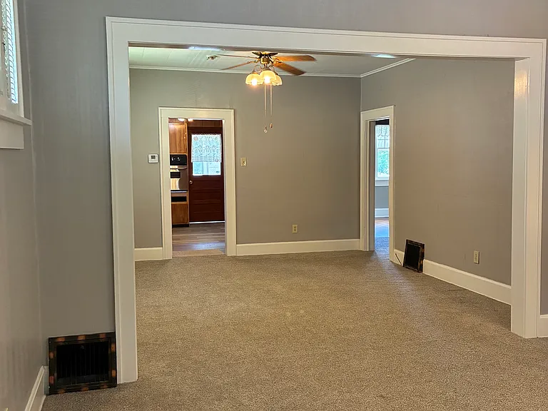 3010 Angelique St — Photo 4