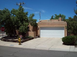 6028 Knollwood Dr NE, Albuquerque, NM 87109