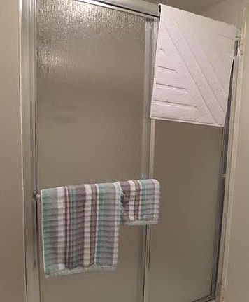 4th image of 555 Park Shore Dr APT 208