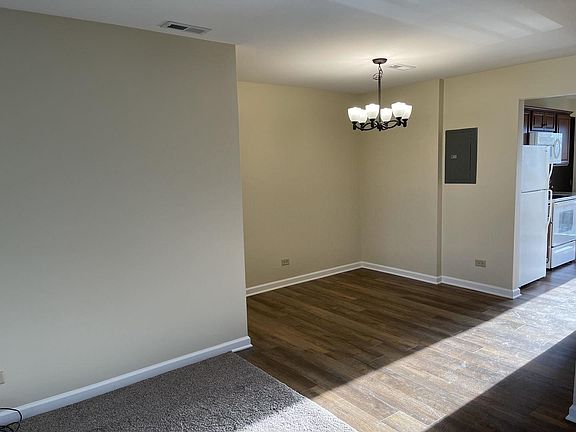 4th image of 1495 Georgia Ct APT 202