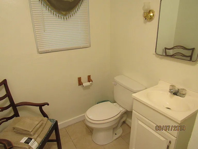 524 1/2 S 1st St #2 — Photo 25
