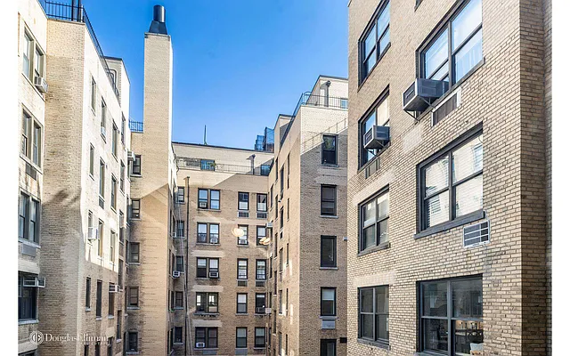 Sold by Douglas Elliman | media 19