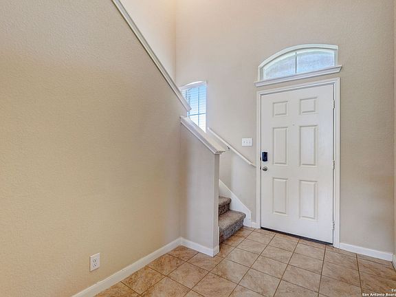 3rd image of 468 WILLOW ARCH ST