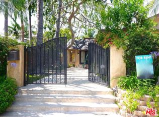 11331 W Isleta St, Los Angeles, CA 90049