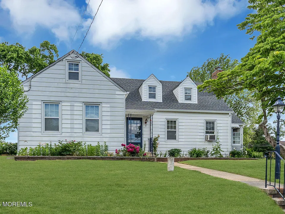 37 Highland Ave
