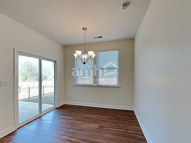 110 Keyser Dr — Photo 5