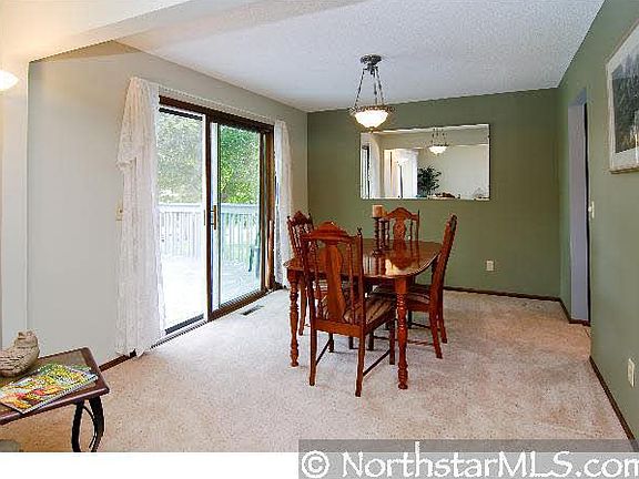 5th image of 2978 Mary Street