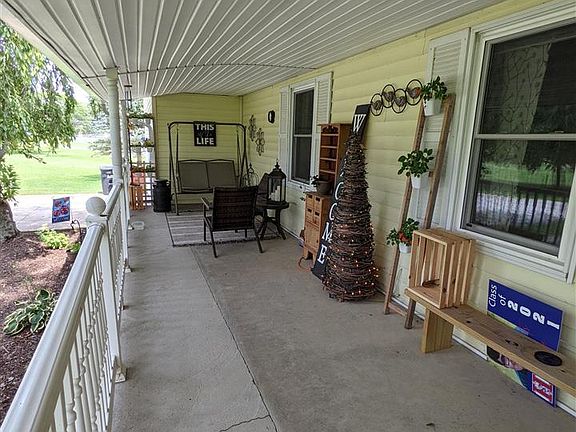 3rd image of 329 Lincoln St