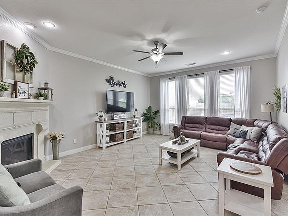 4th image of 13126 Hazelwood Hollow Dr