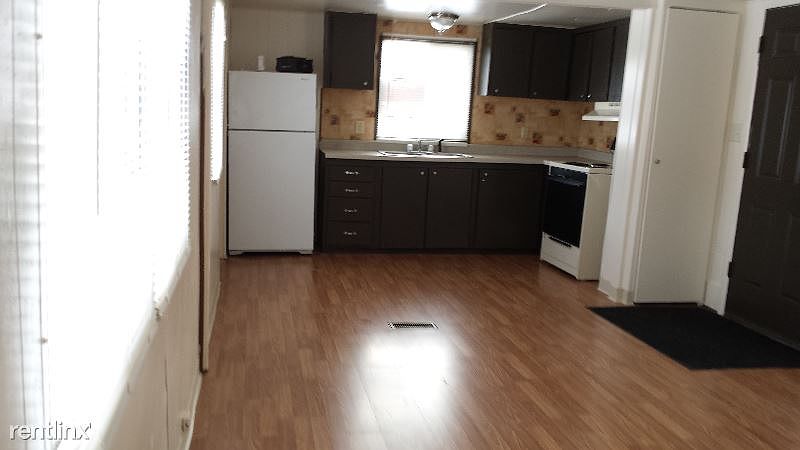 1st image of 611 Richard St