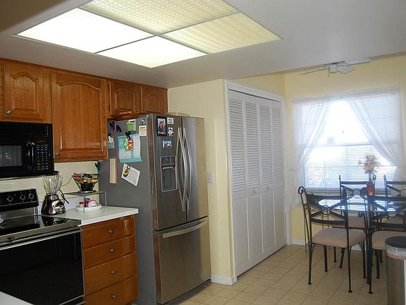 3rd image of 540 S Brevard Ave APT 415