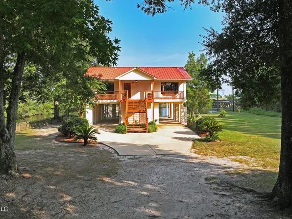 4075 Brandon James Dr, Biloxi, MS 39532