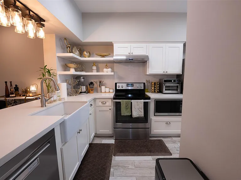 7447 Brompton St #7447 — Photo 15