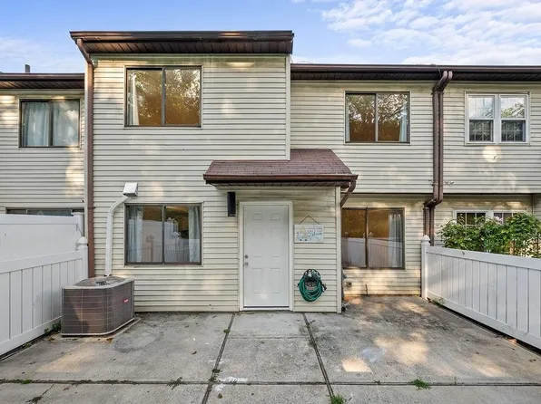 190A Pierce St, Staten Island, NY 10304