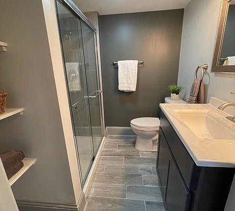 3rd image of 121 Bernhardt Ave