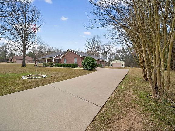 4th image of 17304 Pintail Dr
