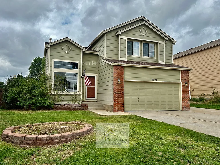 4394 Gunbarrel Dr — Photo 1