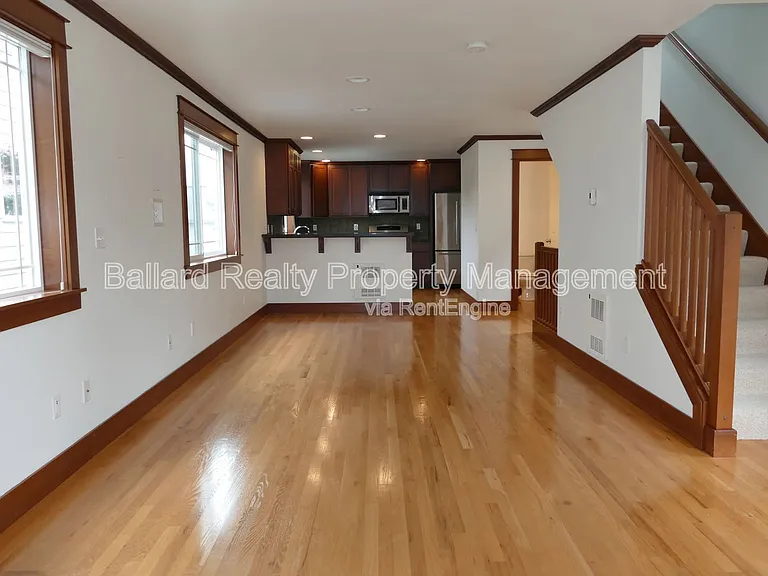 913 NW 51st St — Photo 5