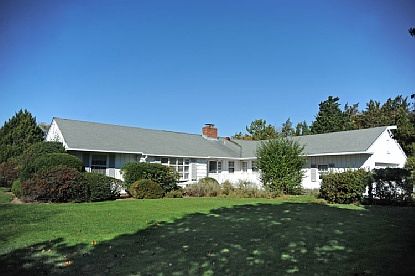 1st image of 11 Meadow Ln
