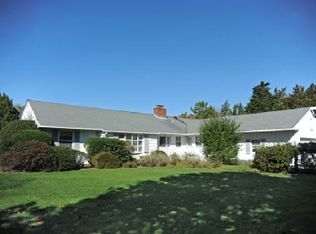 11 Meadow Ln, Westhampton Beach, NY 11978