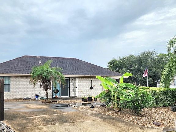3rd image of 179 Chippewa Cir