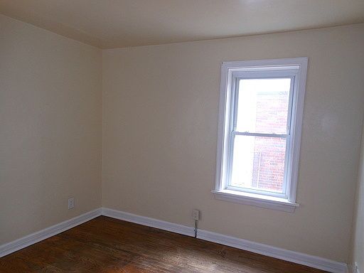 5th image of 2155 Fairhaven Dr