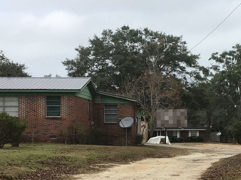 1st image of 11910 Mose Ln N