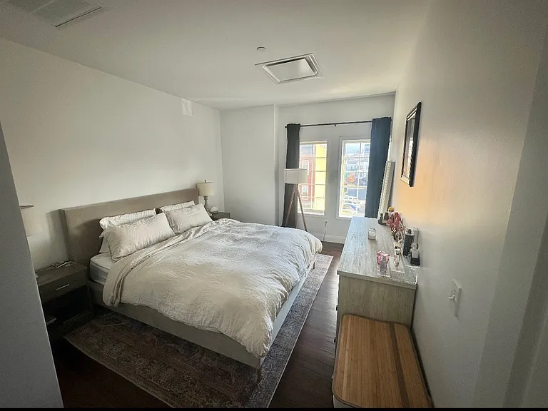 3100 Bergenline Ave #306 — Photo 3