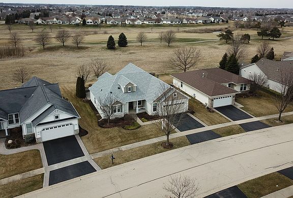 3rd image of 11981 Tuliptree Ln