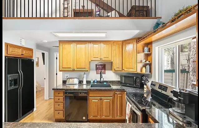 1300 N 22nd Dr — Photo 29